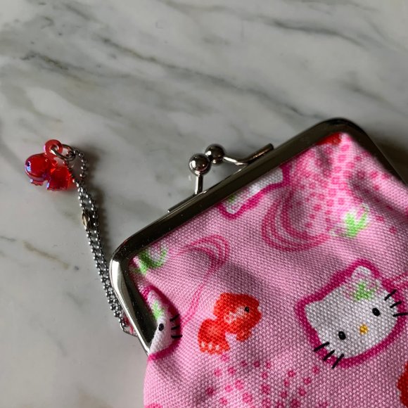 LOT of 5 HELLO KITTY POUCHES coin purses - Picture 9 of 9